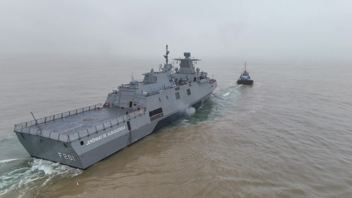 Fragata Jerônimo de Albuquerque inicia provas de mar 1 Fragata Jerônimo de Albuquerque