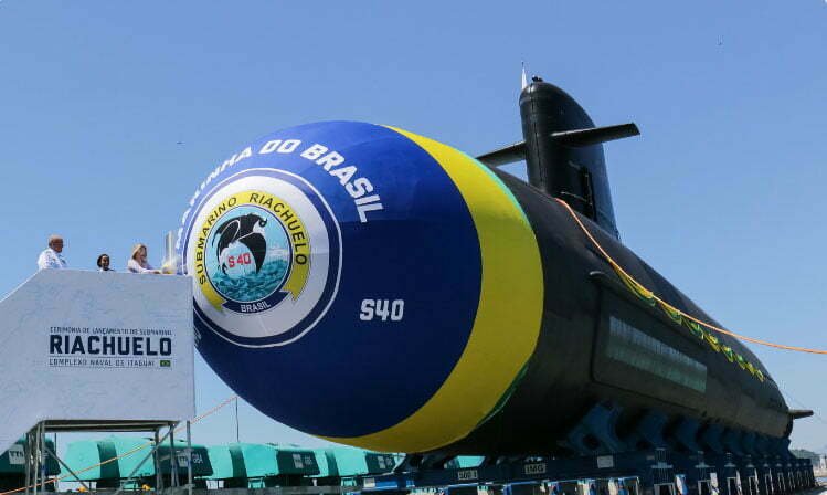 CMD 2028–2050: Marinha participa da construção do cenário militar de defesa para o futuro 3 O Submarino Riachuelo (S40) representa uma das capacidades estratégicas atuais da Marinha do Brasil.