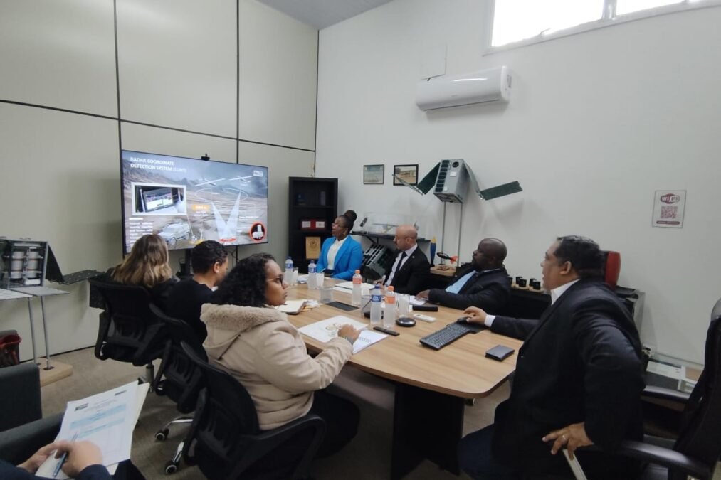 ADTECH-SD apresenta tecnologias de defesa a delegação da África do Sul 2 ADTECH-SD