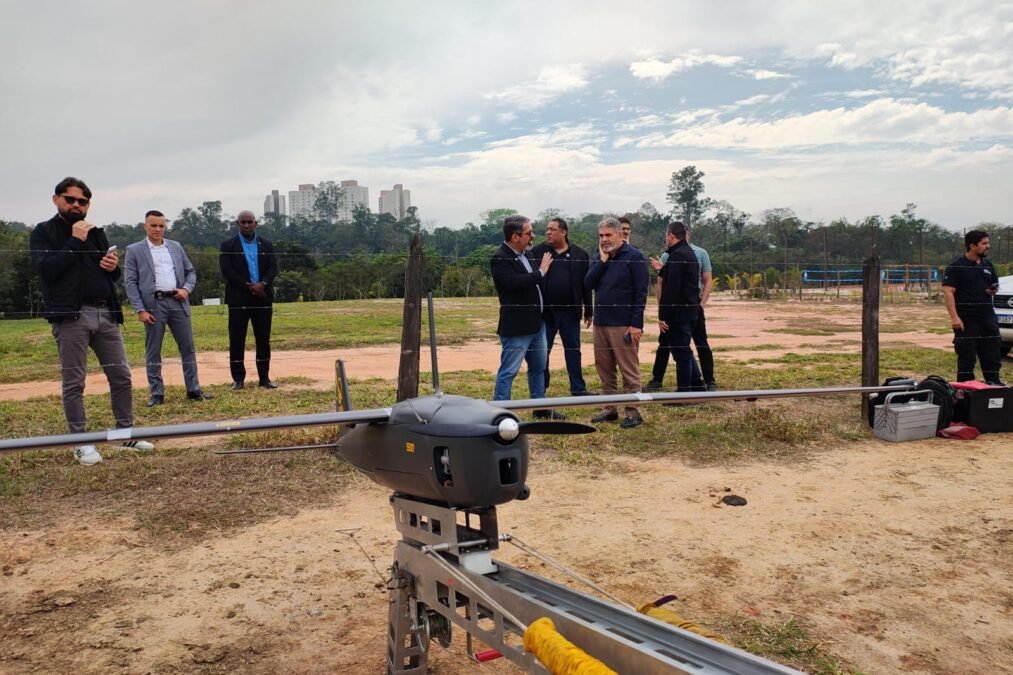 Governo do Piauí conhece o HARPIA e avalia tecnologia nacional para monitoramento e segurança 2 Sistema de Aeronave Remotamente Pilotada (SARP) HARPIA, desenvolvido e produzido pela ADTECH-SD.