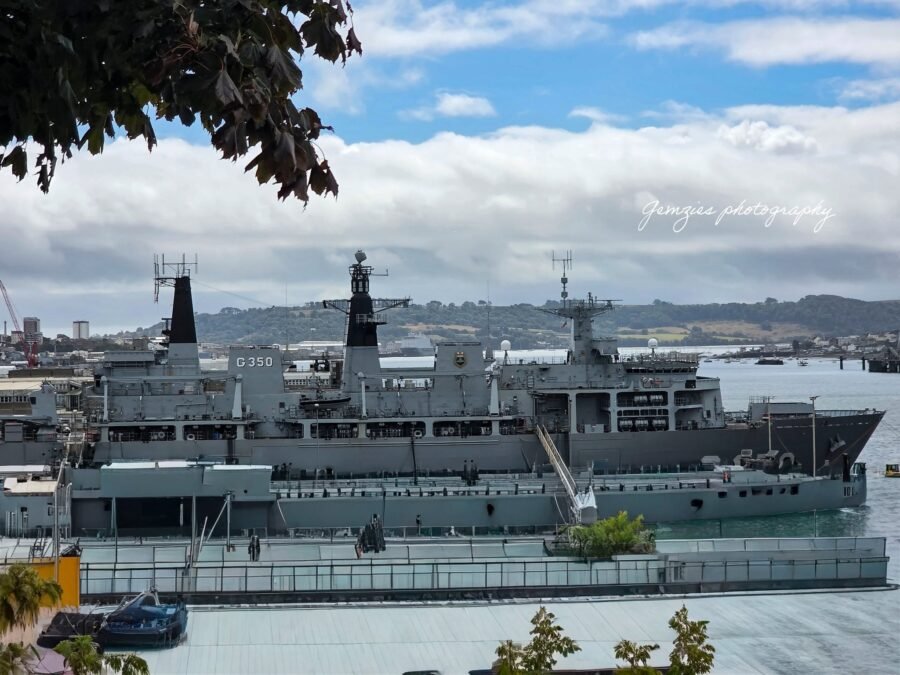 NDM Oiapoque já ostenta o G350 e avança para transferência à Marinha 3 O NDM Oiapoque (G350) durante os preparativos para sua transferência à Marinha do Brasil.
