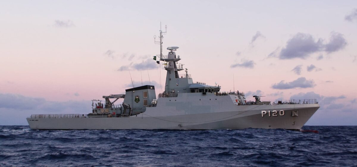NPaOc Amazonas, Amazonas P-120, Marinha do Brasil, navio-patrulha oceânico, navio da Marinha, Vitória, Espírito Santo, Porto de Vitória, Semana da Pátria, Semana da Pátria 2026, segurança marítima, patrulha naval