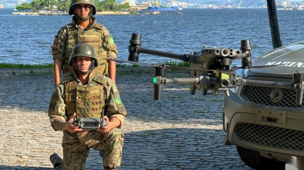 Drones táticos da Marinha realizam voo coordenado durante desfile em Brasília 2 drones táticos da marinha
