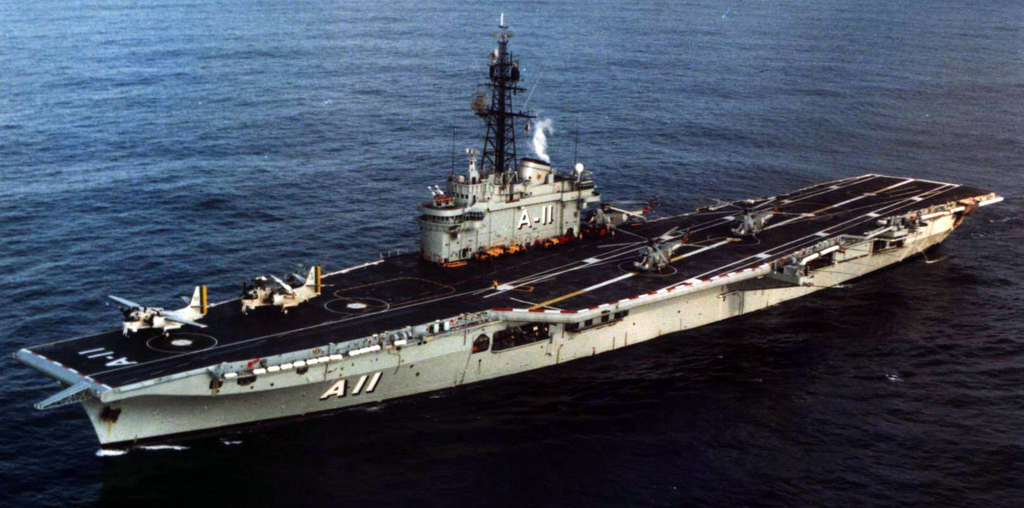 Aviação Naval completa 110 anos de história e evolução 5 NAeL Minas Gerais