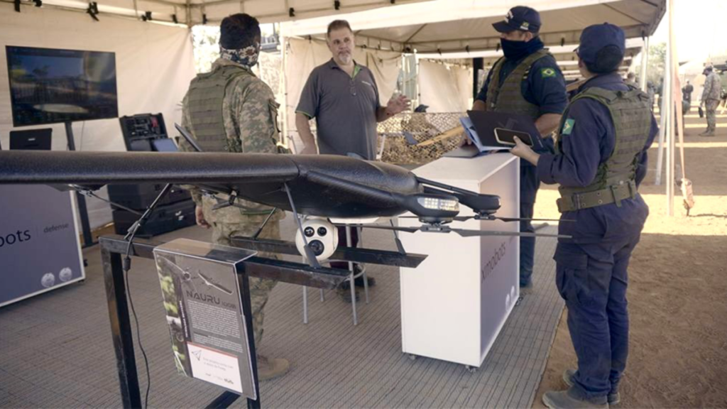 Xmobots leva Nauru 100D e XSIS 222A à Operação Formosa 2026 e apresenta Vision ao Ministério da Defesa 2 Nauru 100D da Xmobots durante demonstração na Operação Formosa 2026 em Goiás.