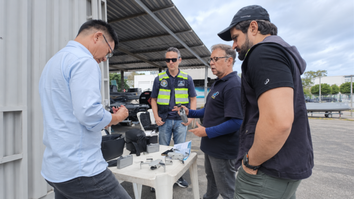 Drones na fiscalização aquaviária: Marinha está entre instituições capacitadas pela ANTAQ 1 Drones ampliam fiscalização aquaviária e Marinha está entre instituições capacitadas pela ANTAQ